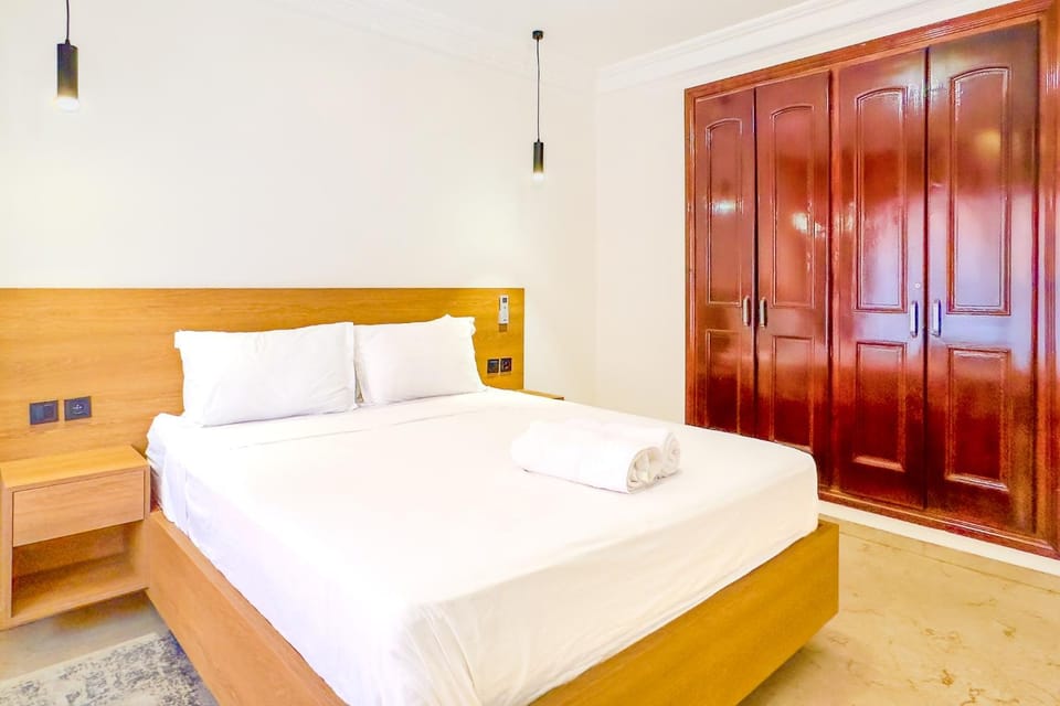 Bed, Photo of the whole room, Bedroom, wardrobe