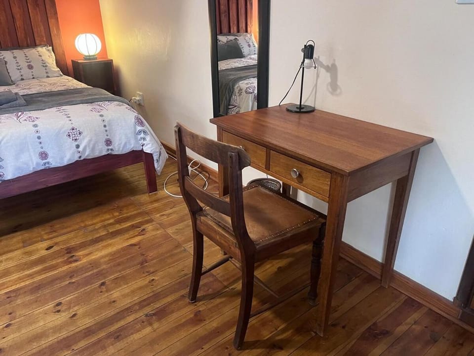 Peaceful Oasis near City Centre Apartment in Windhoek