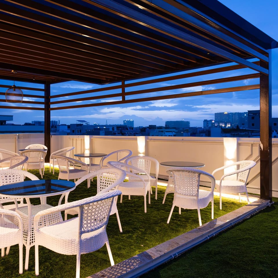 View (from property/room), Balcony/Terrace, Balcony/Terrace, Seating area