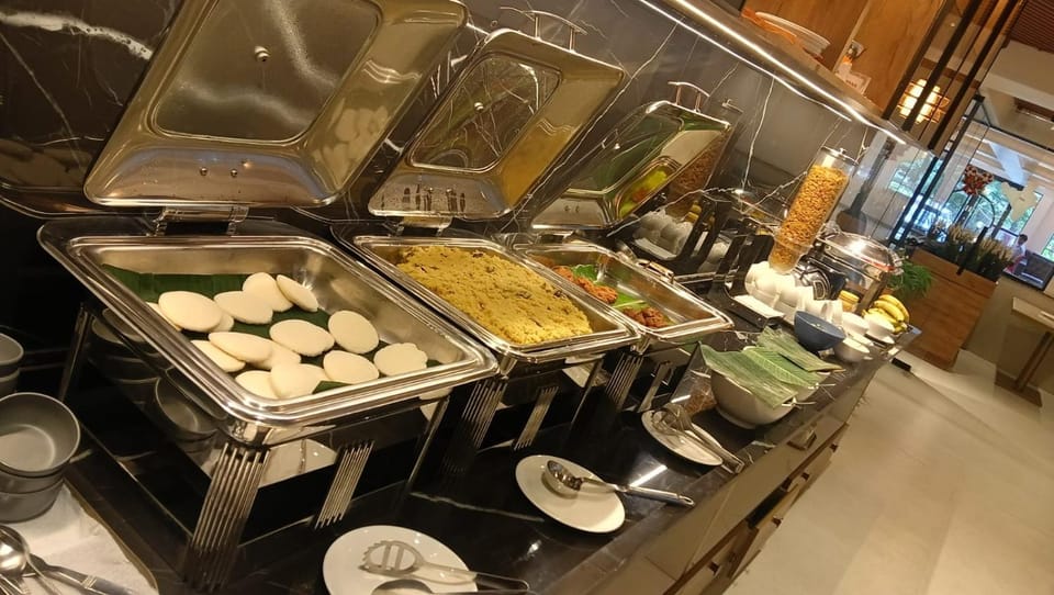 Restaurant/places to eat, Food