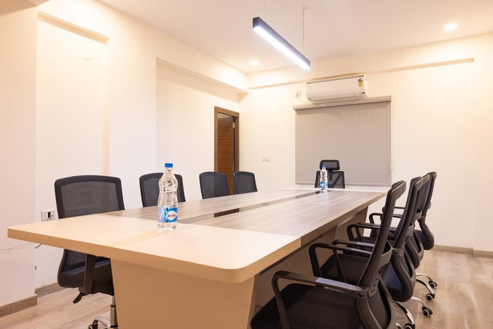Meeting/conference room