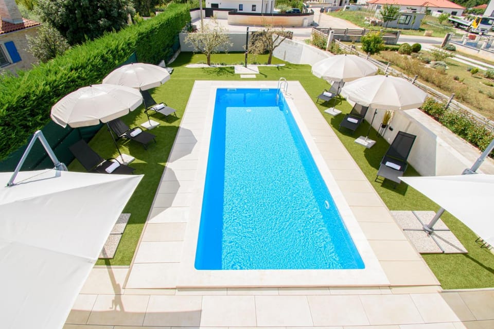 Modern Villa Angelina in Poreč - by Istrabook Villa in Poreč