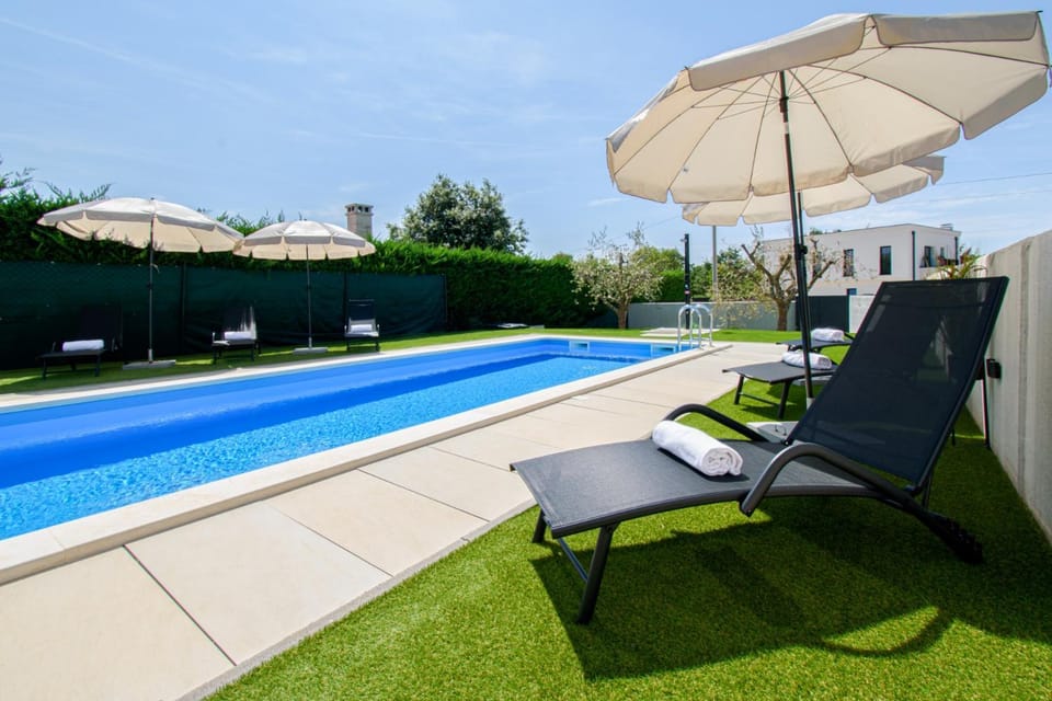 Modern Villa Angelina in Poreč - by Istrabook Villa in Poreč