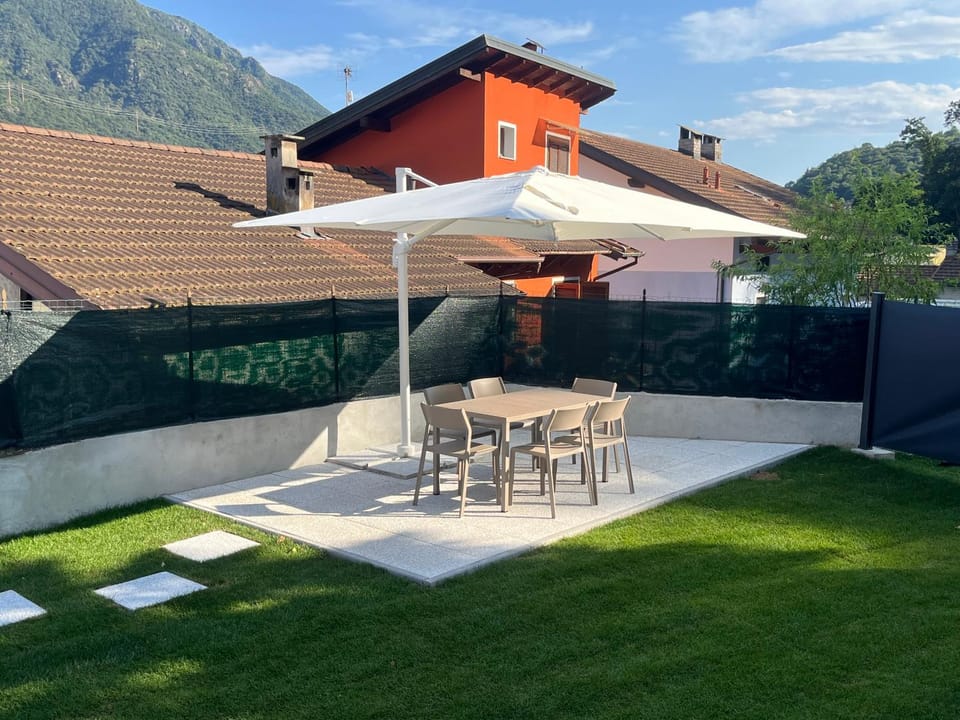 Patio, Garden, Garden view