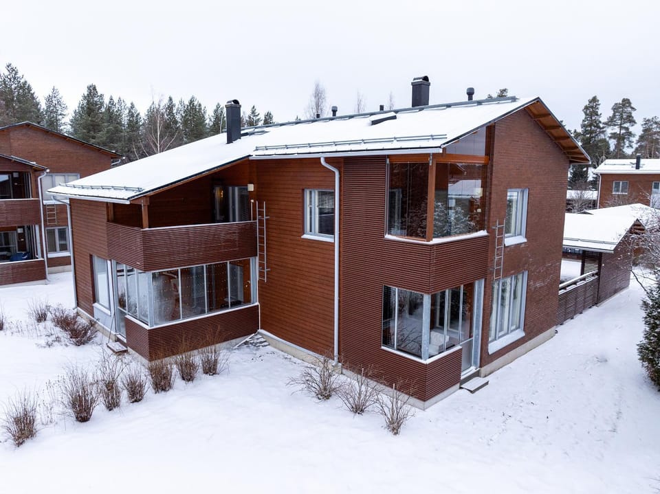 Property building, Winter