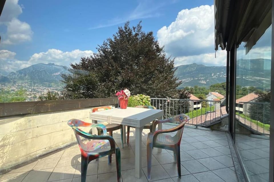 Day, View (from property/room), Balcony/Terrace, Mountain view