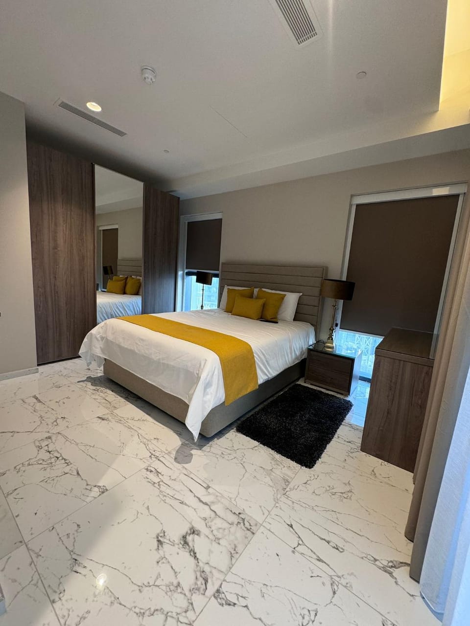 Mercury Tower 706 Apartment in Saint Julians