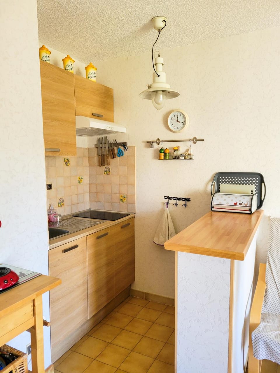 Kitchen or kitchenette, stove