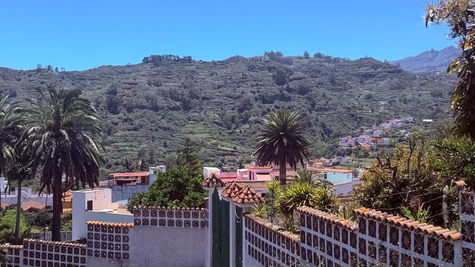 Nearby landmark, Natural landscape