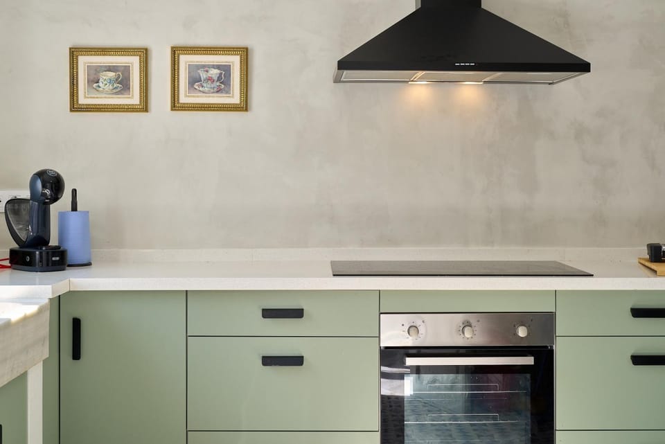 Kitchen or kitchenette, Living room