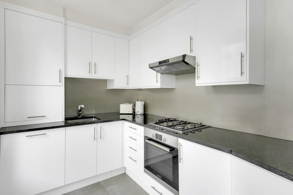 Amazing 3BR near Brick Lane Apartment in London