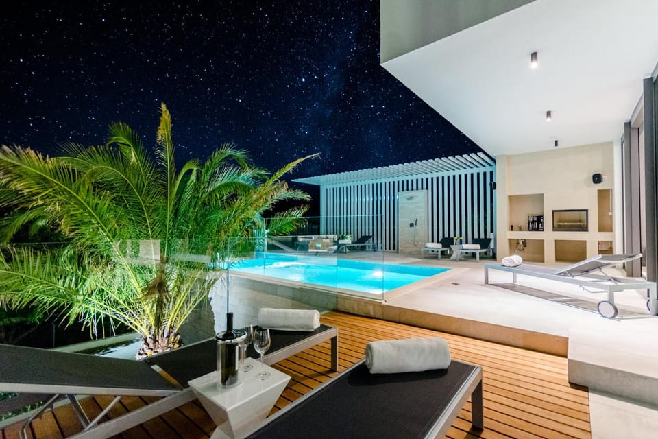 Luxury Villa Complex "Vitae & Pax" with heated infinity-pools, 16 sleeps House in Split-Dalmatia County