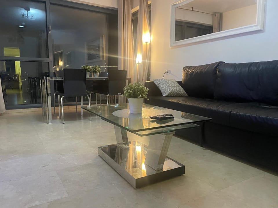 מרינה טוורס Marina towers Apartment hotel in Herzliya