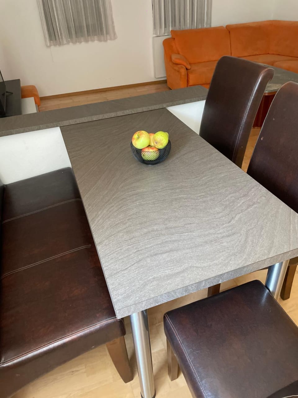 Seating area, Dining area