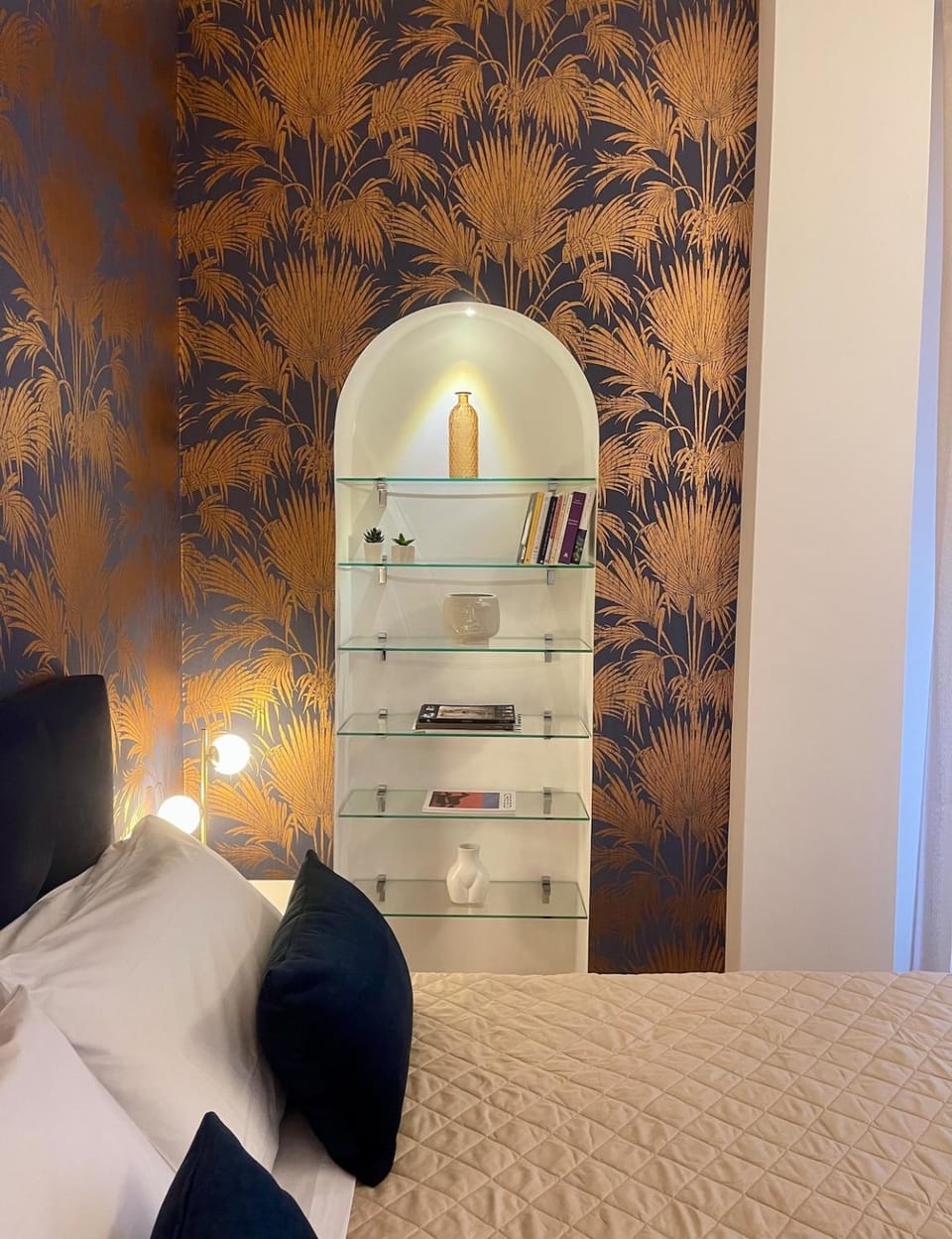 Decorative detail, Bedroom
