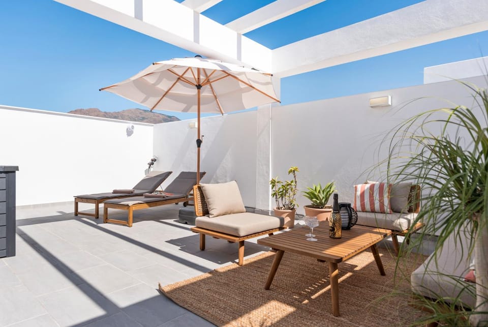 Luxury apartment with sunny roof terrace - Sonrisa Apartment in Estepona