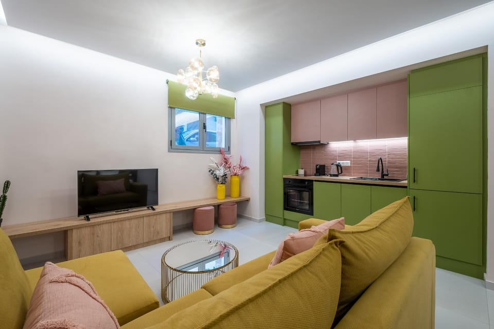 Seating area, kitchen