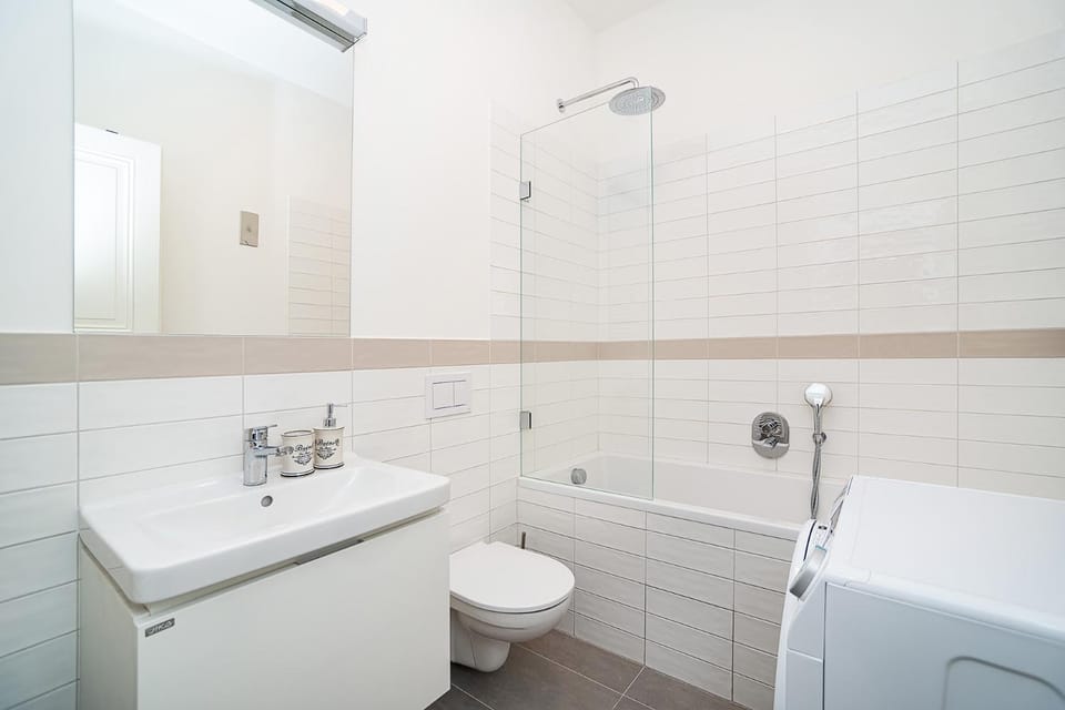 Shower, Toilet, Bathroom, Bath, washing machine