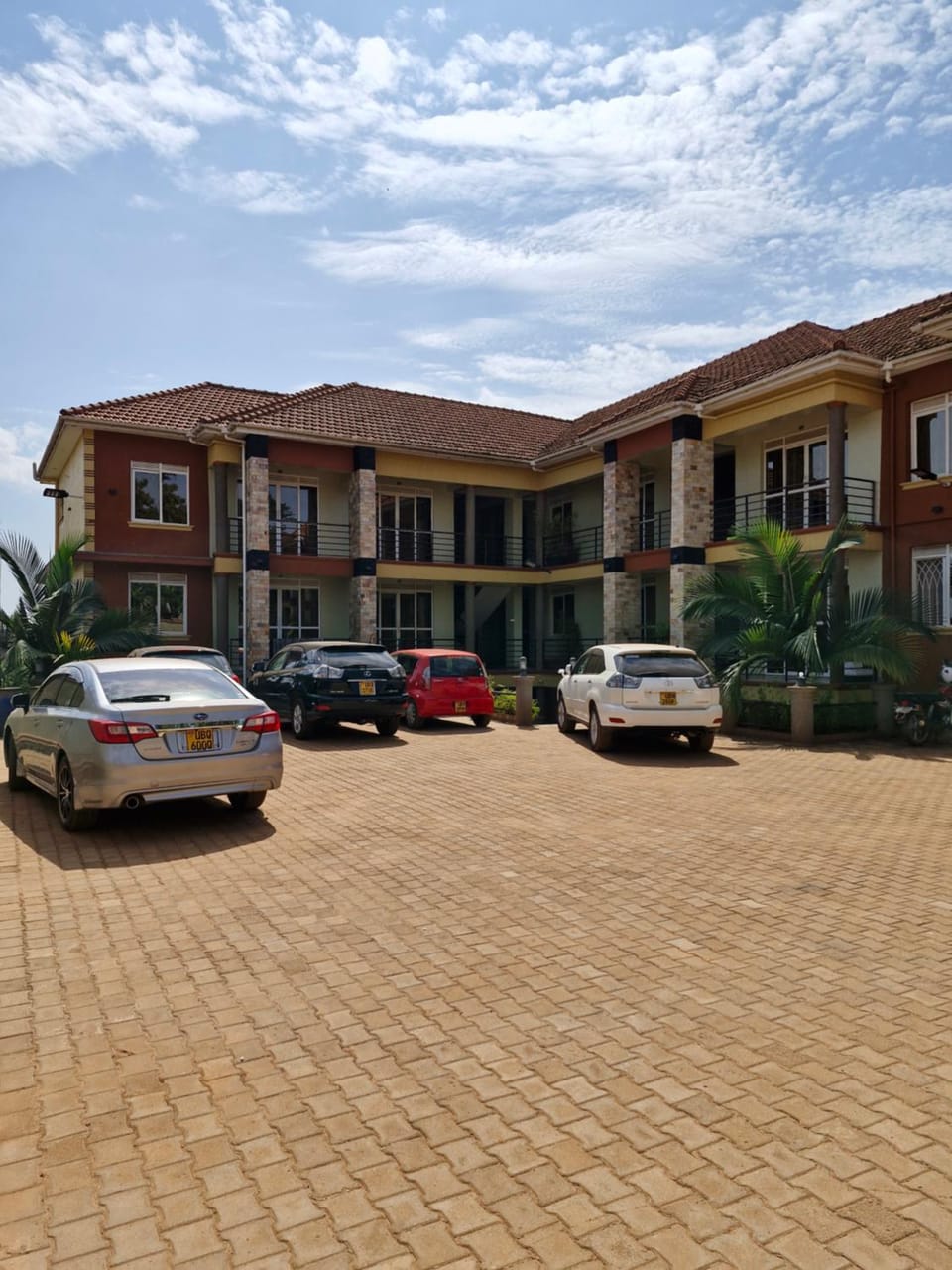 Property building, Day, Parking