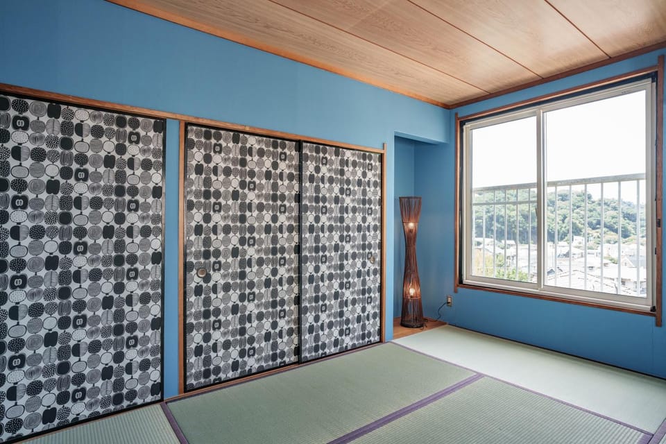 逗子海岸近くの広さ104平米の一棟貸しNetflixあり Apartment in Yokosuka