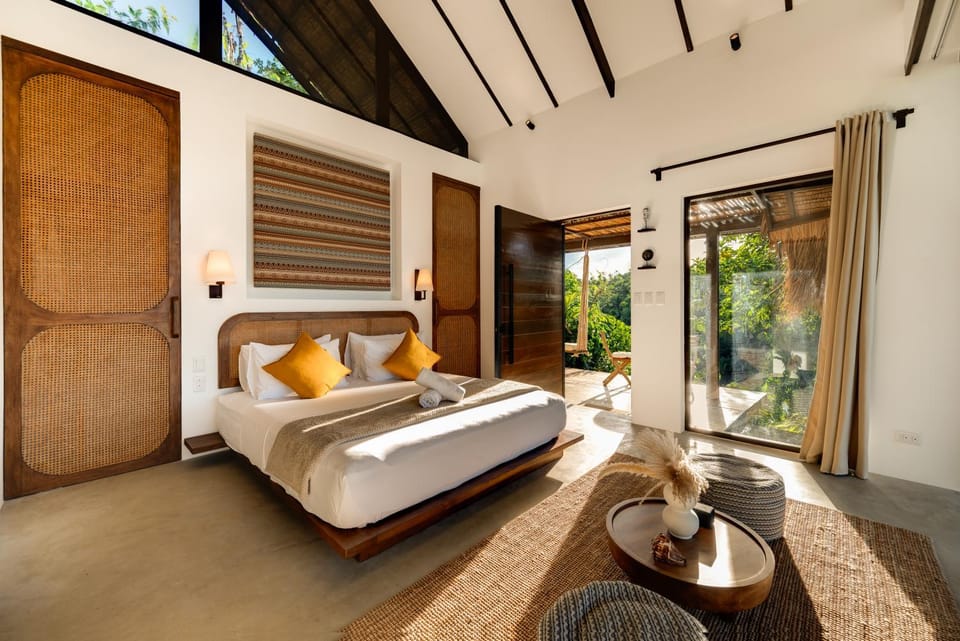 Bed, View (from property/room), Photo of the whole room, Bedroom