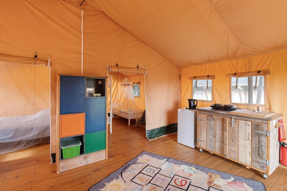 Property building, Living room, Bedroom