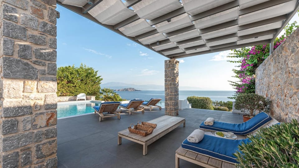 Natural landscape, View (from property/room), Seating area, Pool view, Sea view, Swimming pool, sunbed