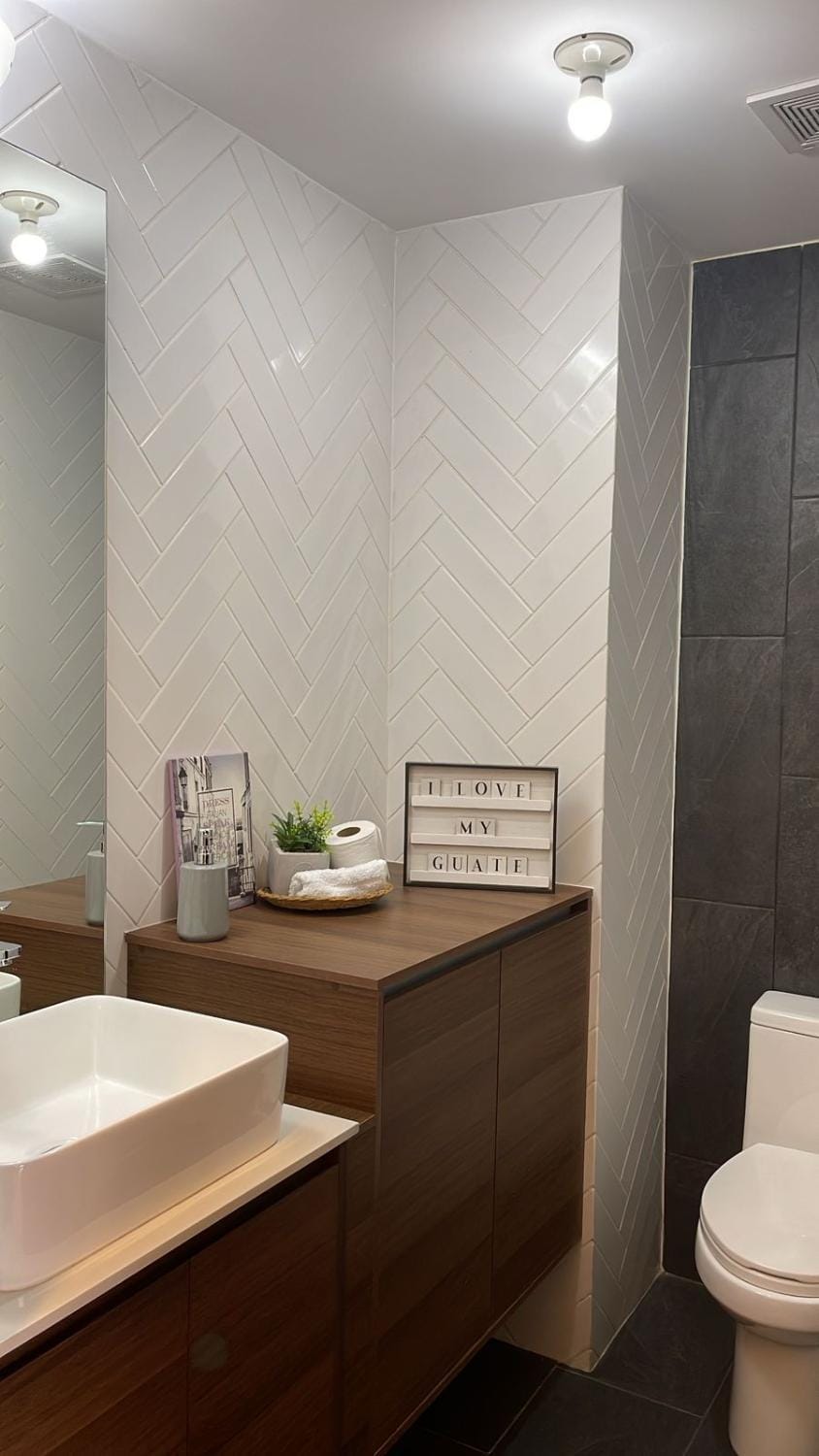 Toilet, Bathroom
