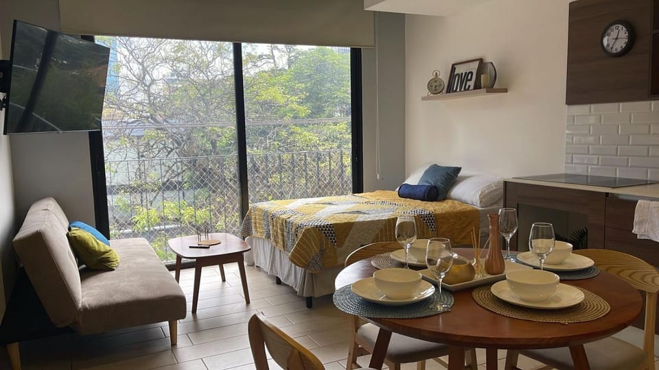 Coffee/tea facilities, Living room, Dining area