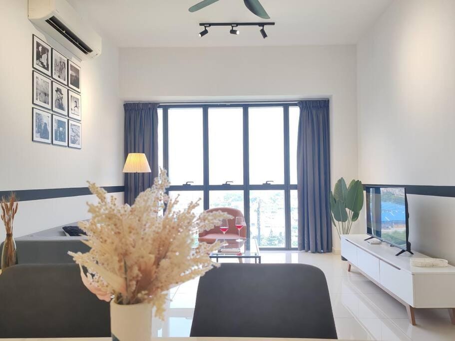L 2 Rooms PJ Near SunwayPyramid 200MbpsWifi 中文房东 Apartment in Petaling Jaya