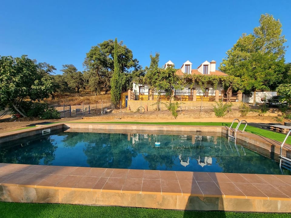 Pool view, Swimming pool