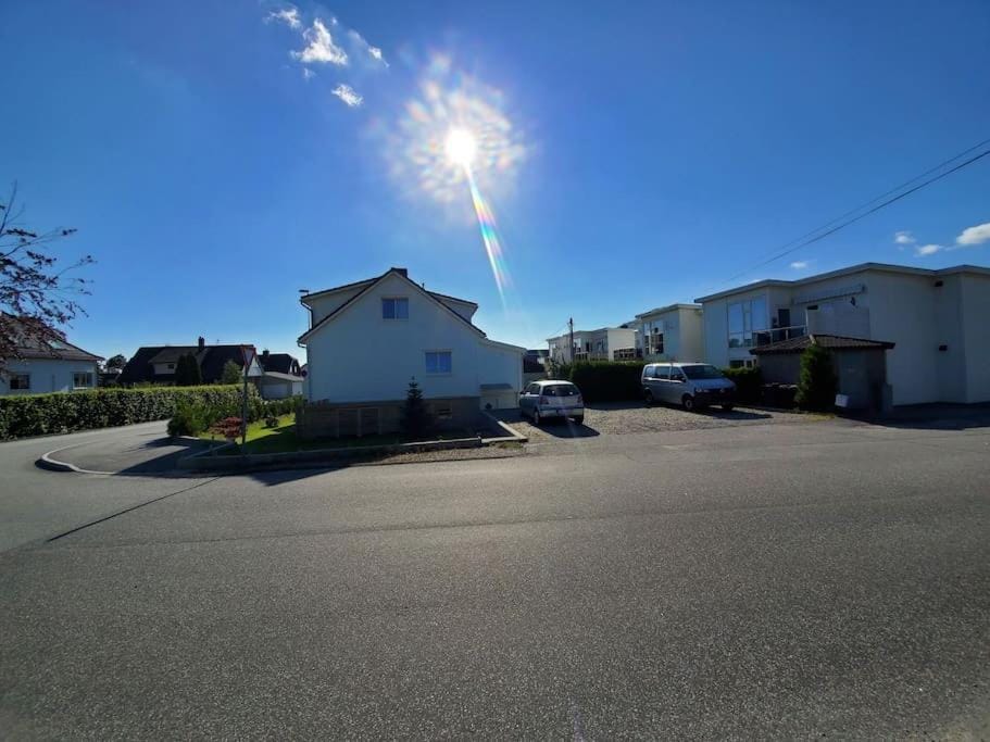 Central apartment, 10 min near Pulpitrock Apartment in Rogaland
