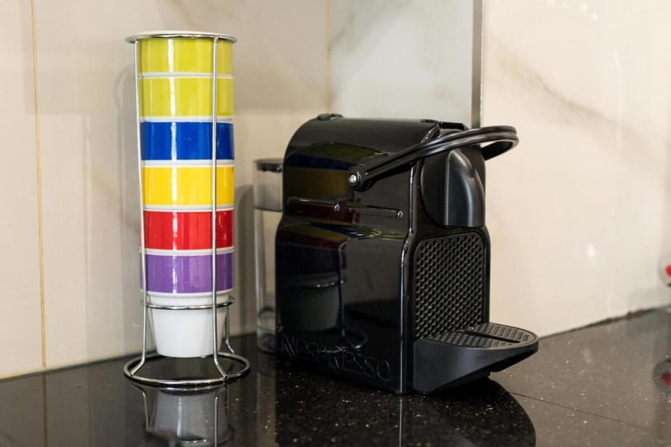 Coffee/tea facilities, kitchen, kitchen