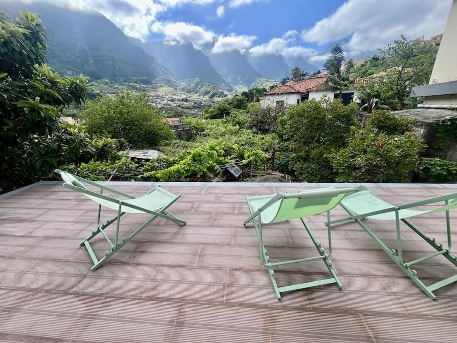 Patio, Spring, Day, Natural landscape, View (from property/room), Balcony/Terrace, Mountain view, sunbed