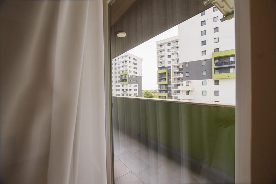 Property building, Day, View (from property/room), Balcony/Terrace