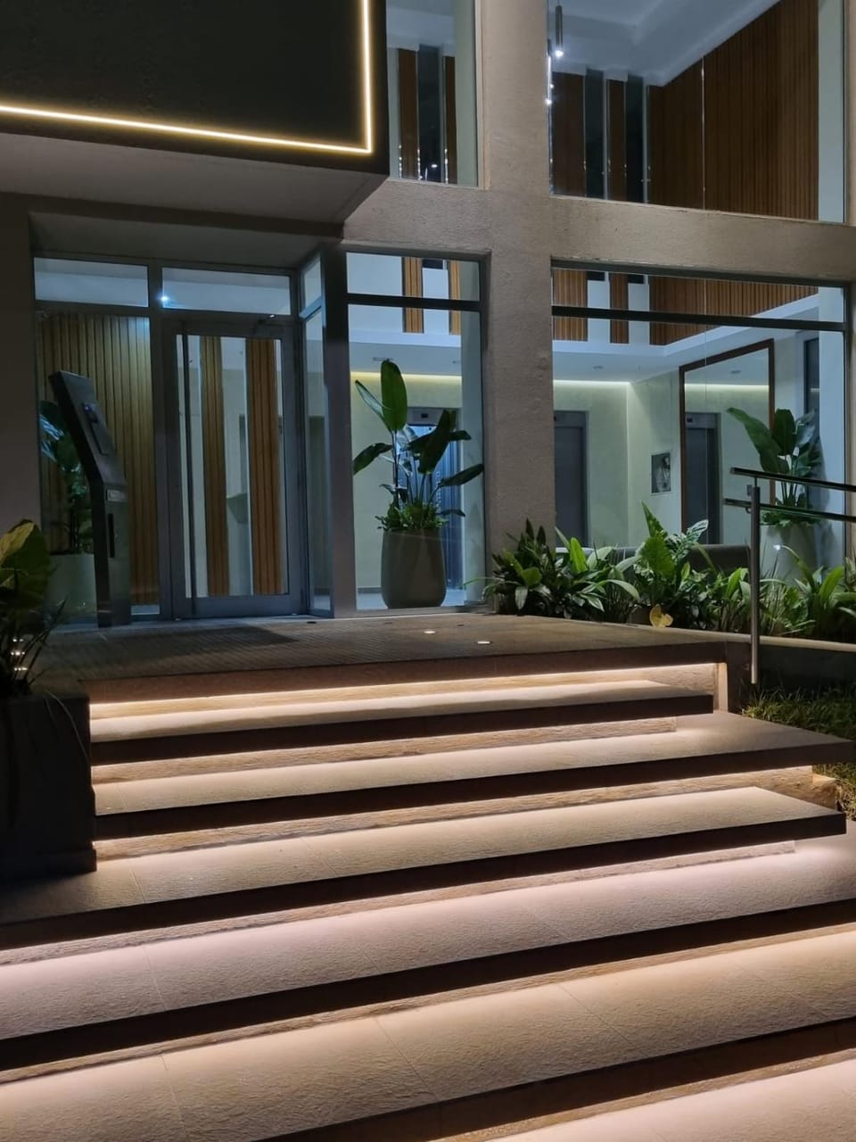 Facade/entrance