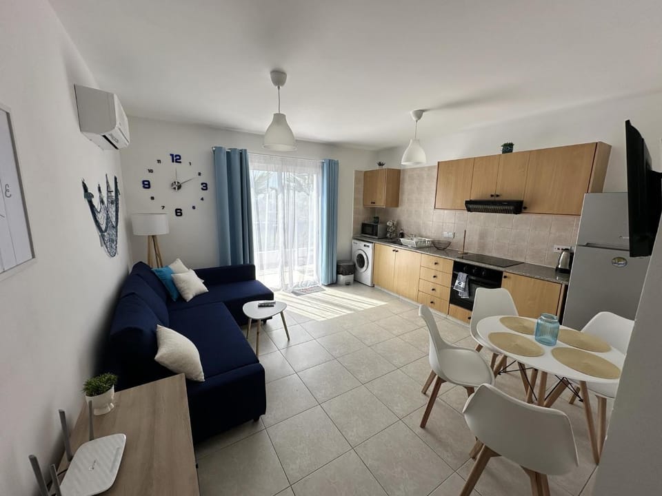 Dailon Oasis Apartment in Peyia