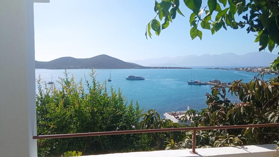 Nearby landmark, Natural landscape, Mountain view, Sea view