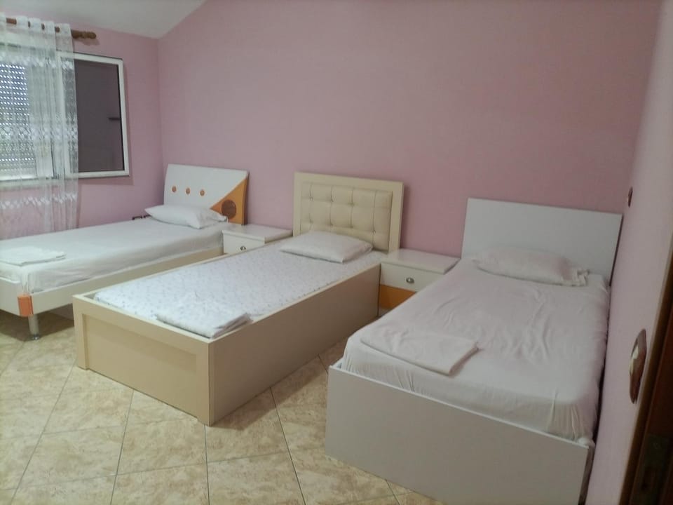 Villas Maria - Eleni feeling home Villa in Tirana County, Albania