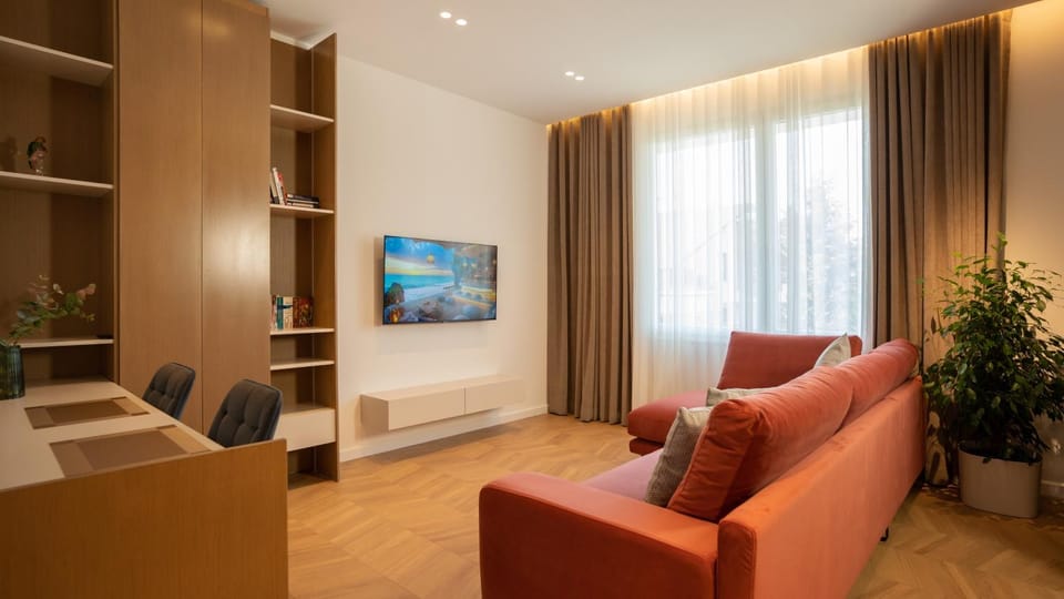 TV and multimedia, Living room