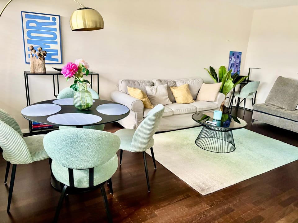 RAUM2GO - NO2 zentrales 2-Zimmer apartment DESIGN & BLICK Apartment in Wiesbaden