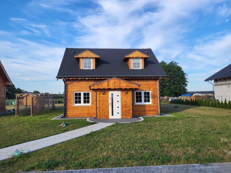 Pałuckie Chaty duży domek z balia i sauną malownicza okolica House in Greater Poland Voivodeship