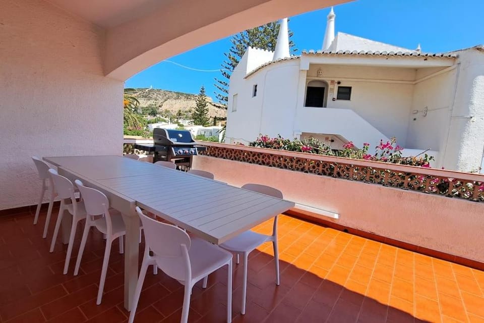 View (from property/room), Balcony/Terrace, Seating area, Dining area