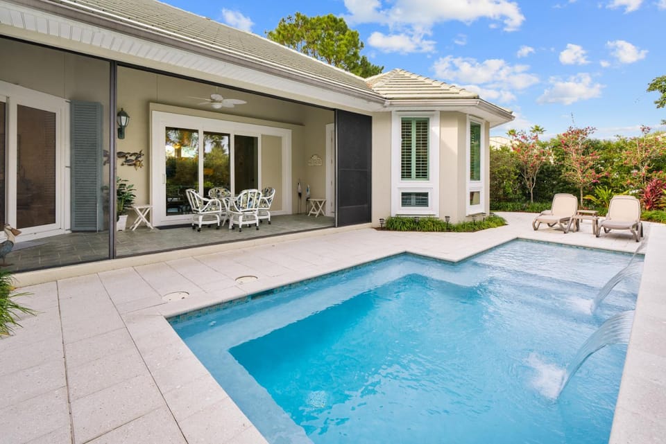 Das Beach Haus by Gulf Tide Vacation Rentals House in Destin