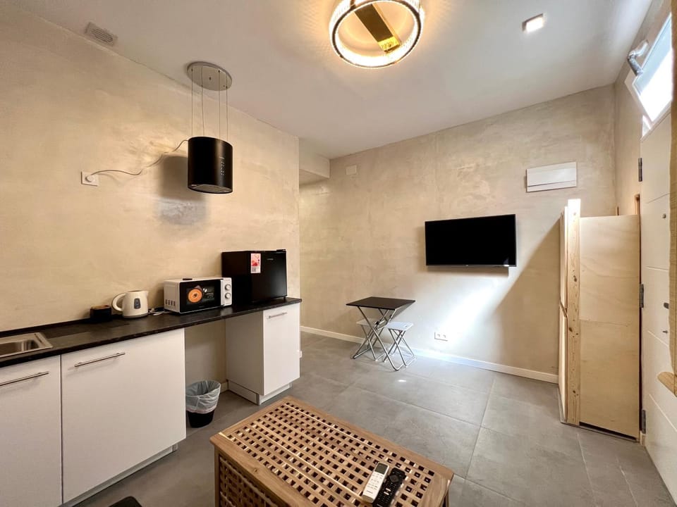 Suite N25 Bed and Breakfast in Madrid