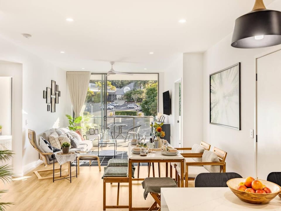 Stunning Mount View Modern Apartment MtGravatt CBD Apartment in Brisbane