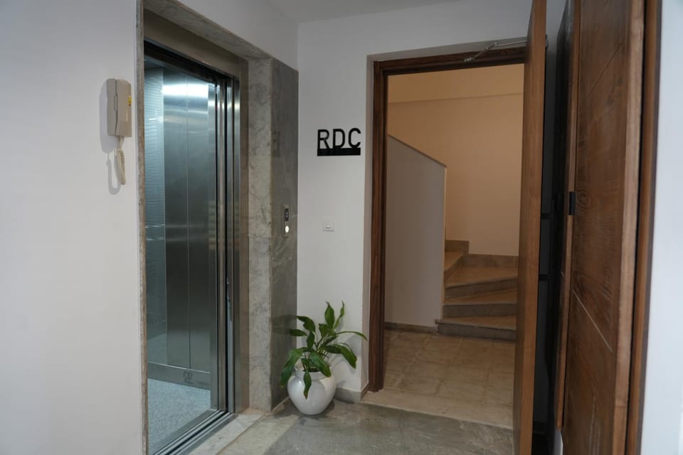 elevator