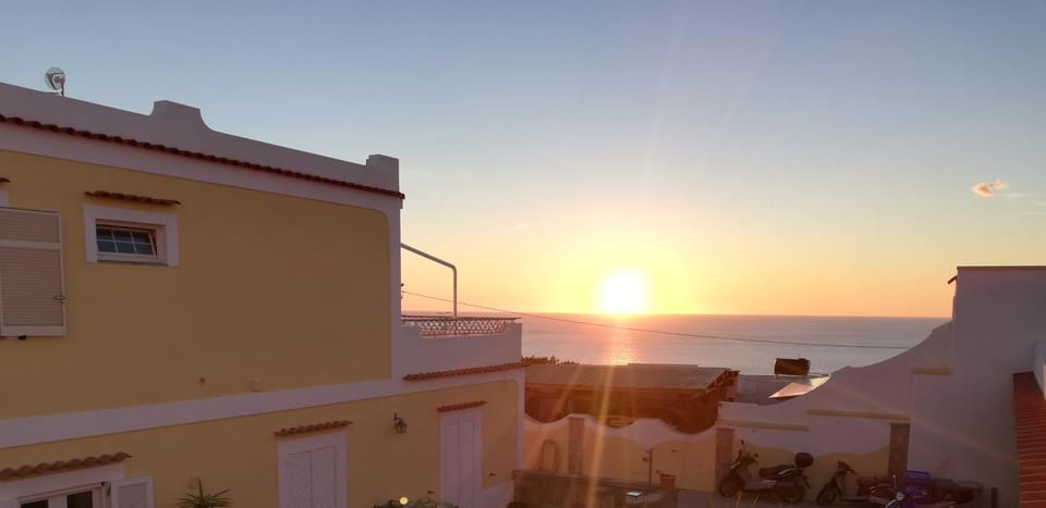 Tramonto sul mare Apartment in Forio