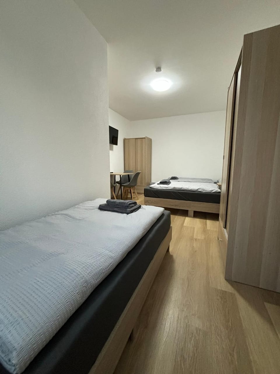 Bed, Photo of the whole room