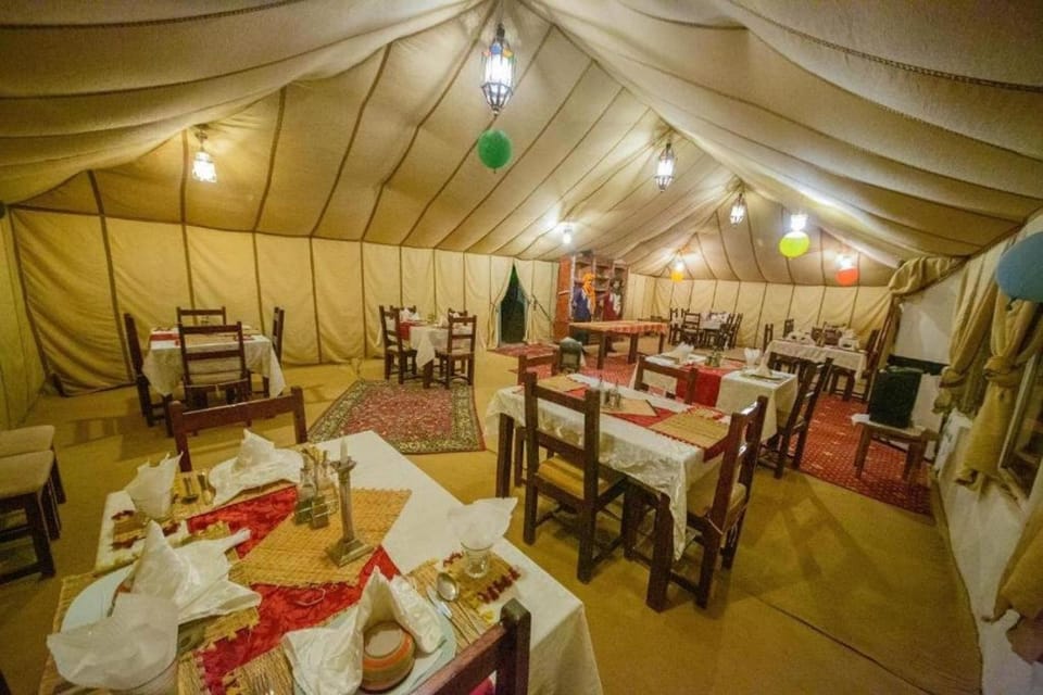 Restaurant/places to eat, Banquet/Function facilities